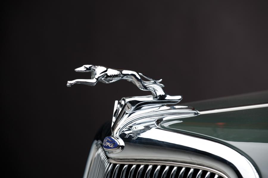  Ford DeLuxe Roadster 1935 года  (фото 5 из 41)